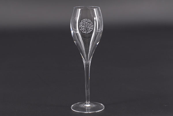marquage laser verre flute champagne decor