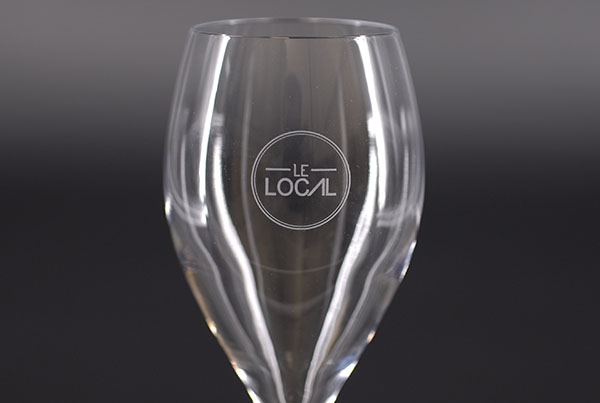 marquage laser verre logo paraison flute champagne