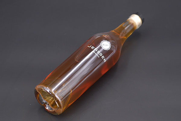 sablage peinture verre logo bouteille cognac