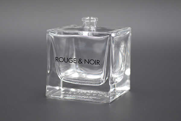 serigraphie couleur flacon parfum verre haute definition 1